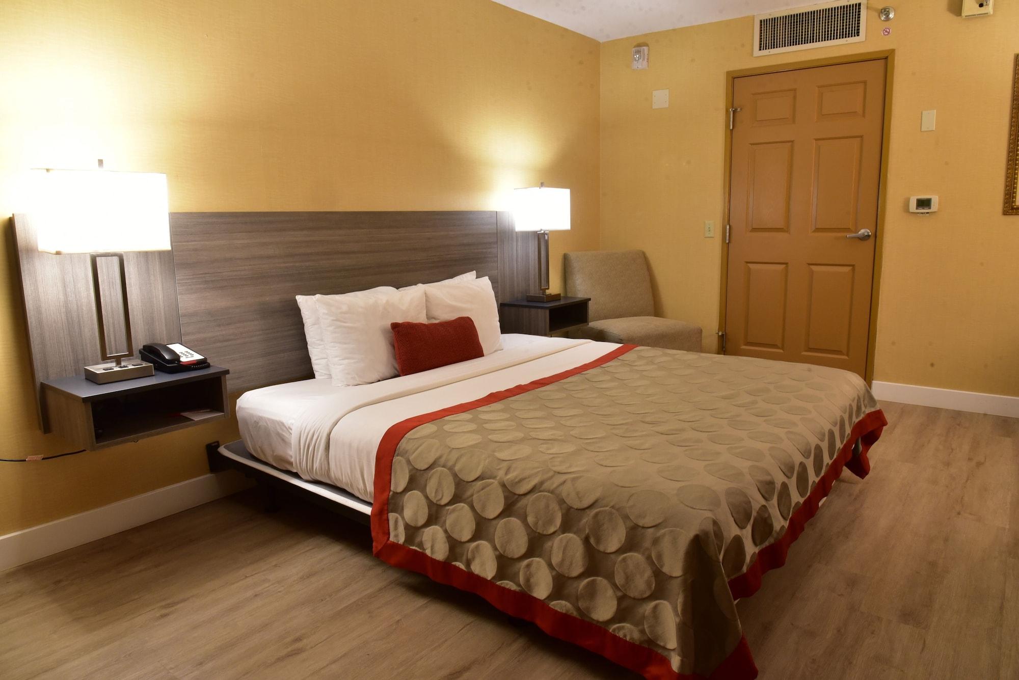 Hotel Ramada By Wyndham San Diego National