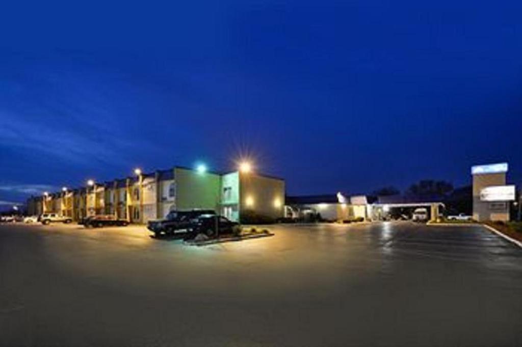 Ramada By Wyndham San Diego National