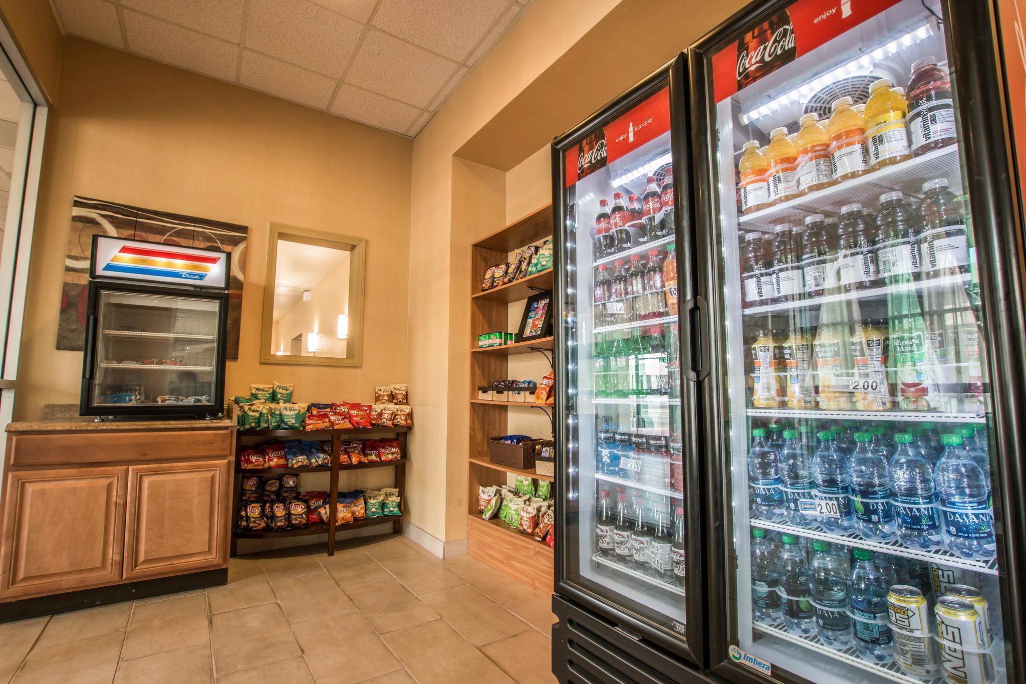 Ramada By Wyndham San Diego National 3*