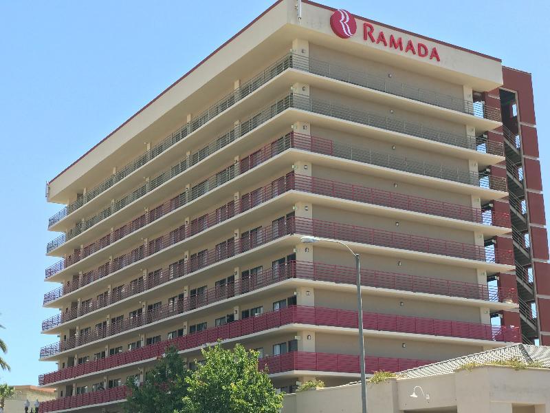 Ramada By Wyndham San Diego National Hotel 3*