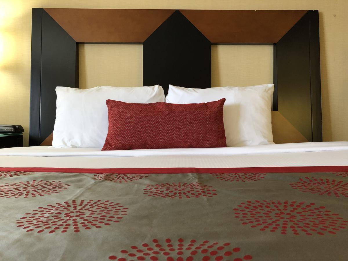 Ramada By Wyndham San Diego National 3*