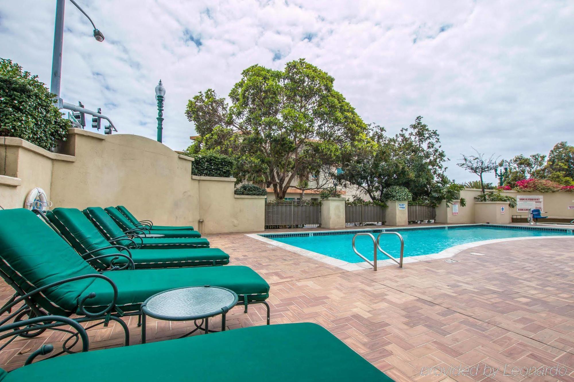 Ramada By Wyndham San Diego National 3*