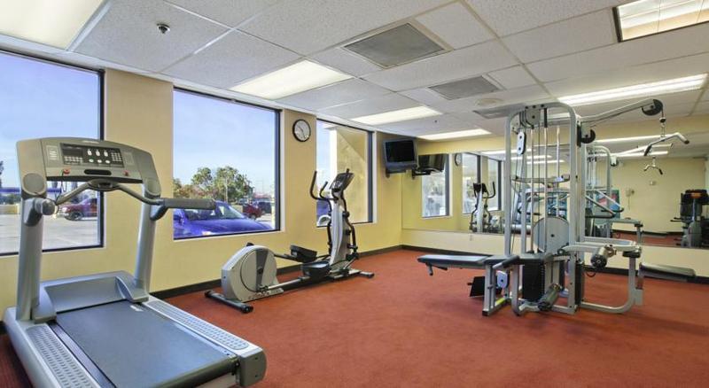 Ramada By Wyndham San Diego National Hotel National City