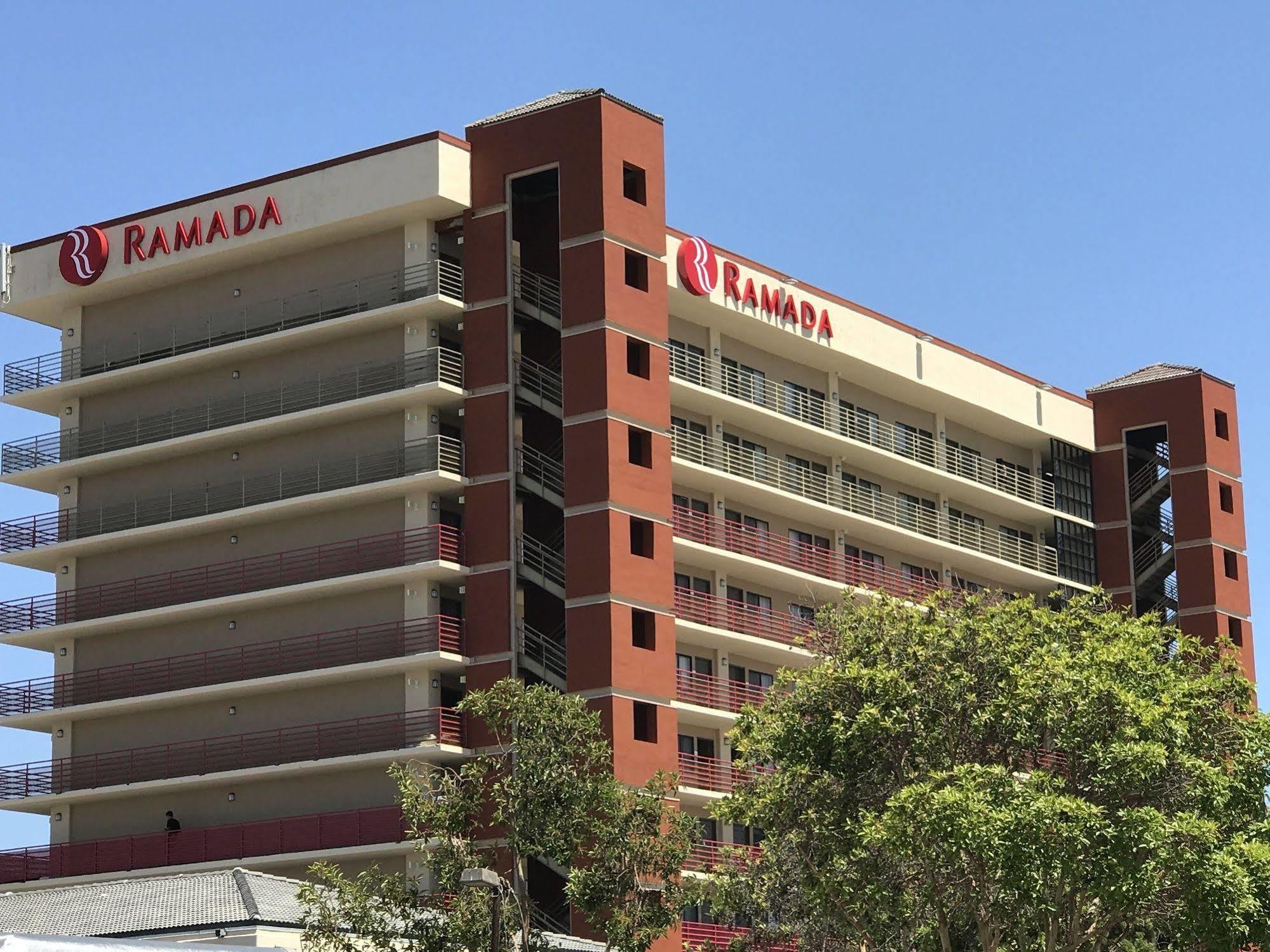 Hotel Ramada By Wyndham San Diego National